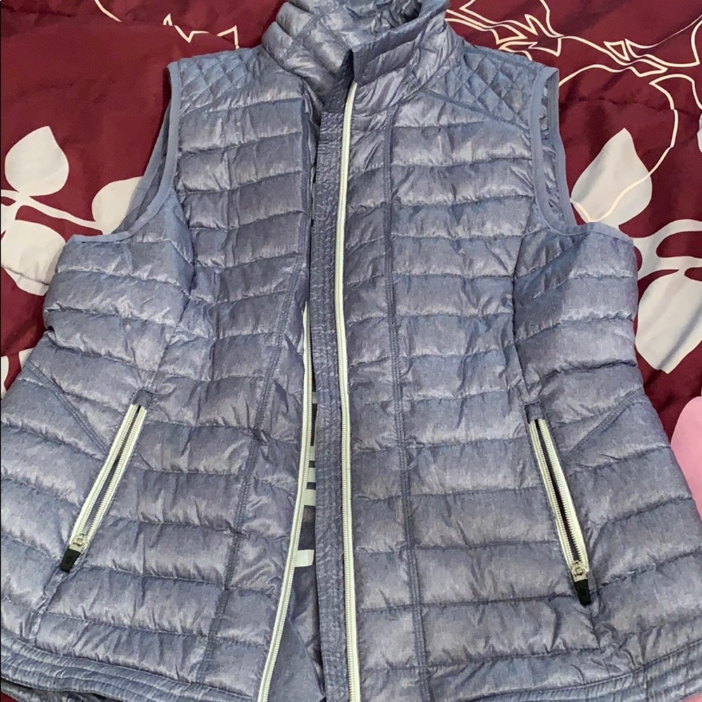 TH blue vest
